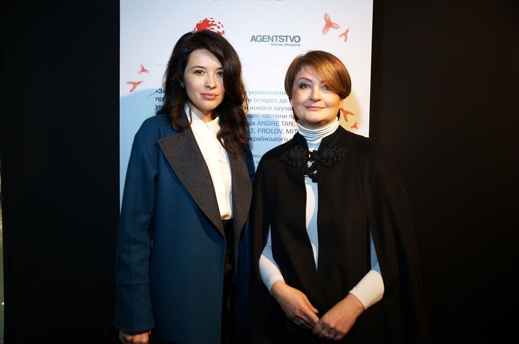 Украинские звезды посетили открытие патриотической выставки "Заквітчані"