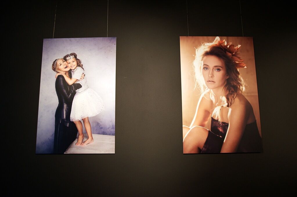 Украинские звезды посетили открытие патриотической выставки "Заквітчані"