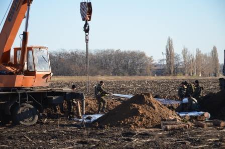 Появились фото строительства трех линий обороны на Донбассе