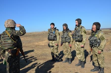 З'явилися фото будівництва трьох ліній оборони на Донбасі