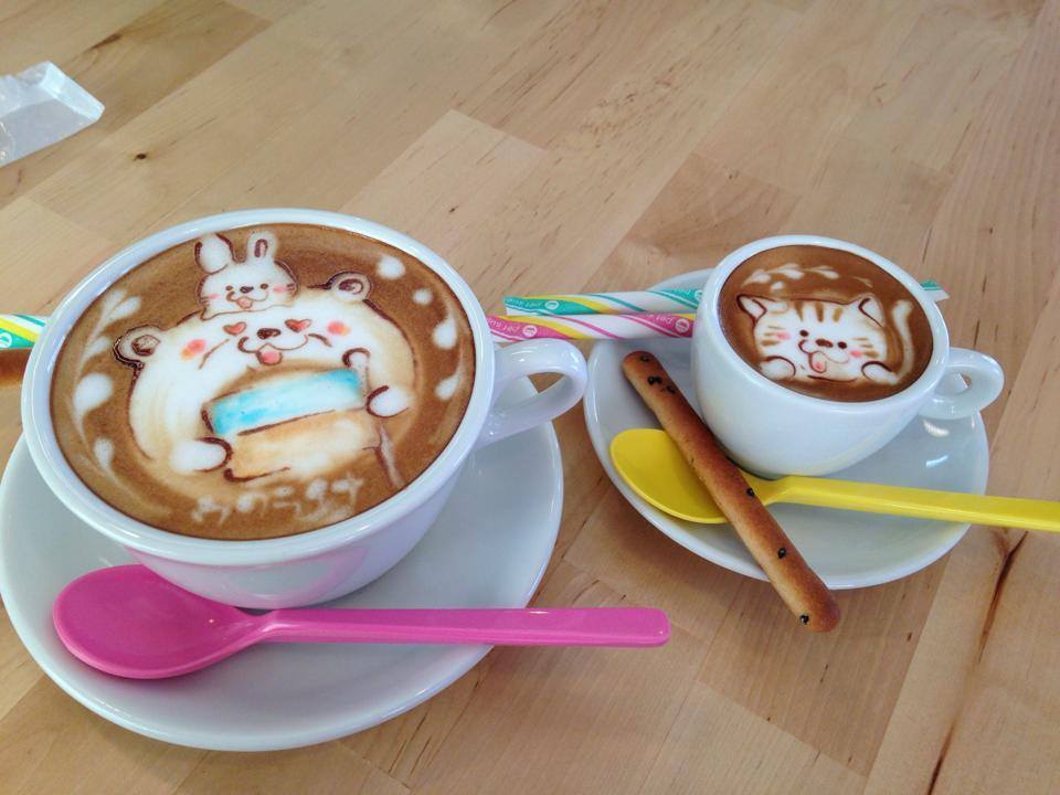 Украинцев в японской кофейне угостили патриотичным кофе: опубликованы фото