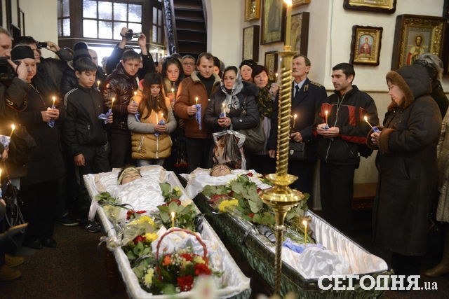 У Донецьку поховали підлітків, загиблих при обстрілі школи