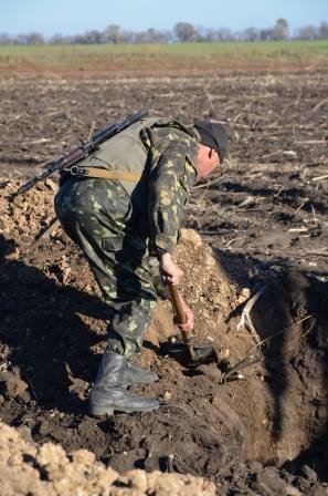 З'явилися фото будівництва трьох ліній оборони на Донбасі