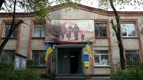 В Харькове из гранатомета обстреляли военкомат: опубликованы фото