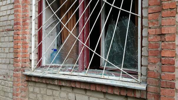 У Харкові з гранатомета обстріляли військкомат: опубліковано фото