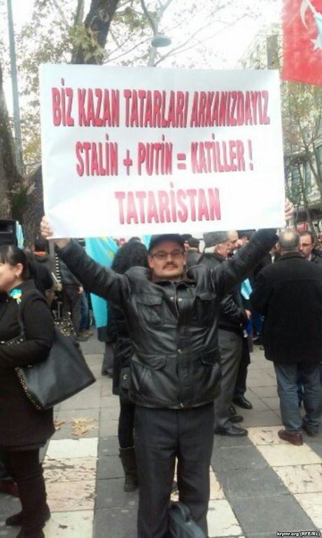 "Путин, вон из Крыма!": в Турции протестовали против визита президента РФ