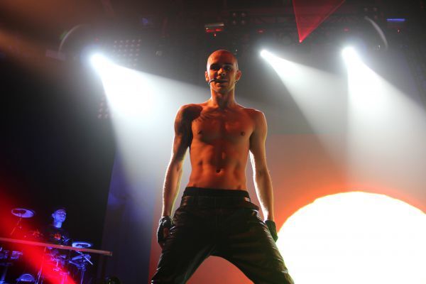 Kazaky в Киеве – страстные движения на шпильках и толпы поклонниц