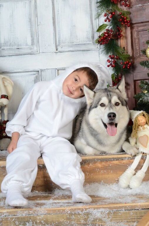 "Золота рибка" Яна Клочкова з сином у новорічній фотосесії