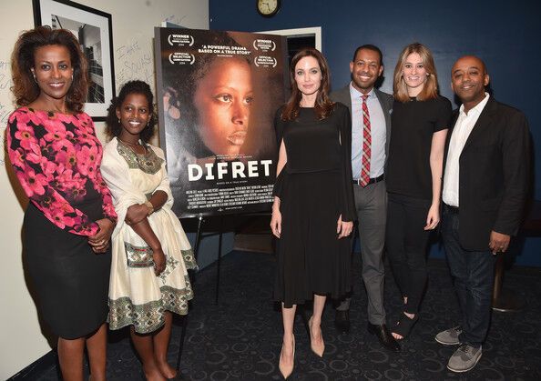 Анджелина Джоли представила фильм о традиции принудительной женитьбы