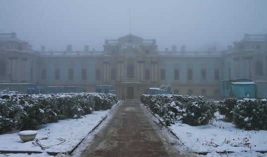 В Мариинском дворце появятся подземелье и лужайка, как в Белом доме: опубликованы фото