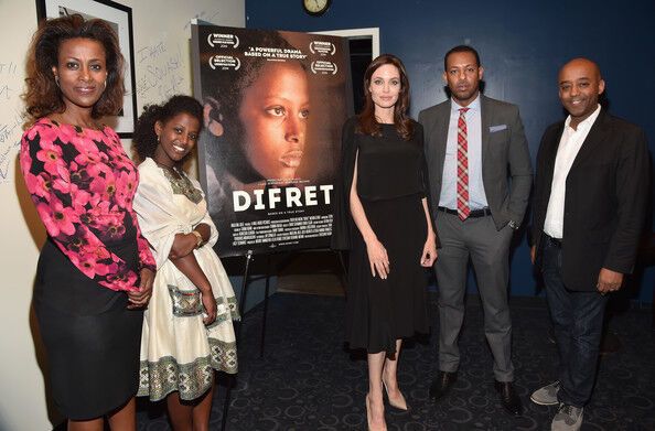 Анджелина Джоли представила фильм о традиции принудительной женитьбы