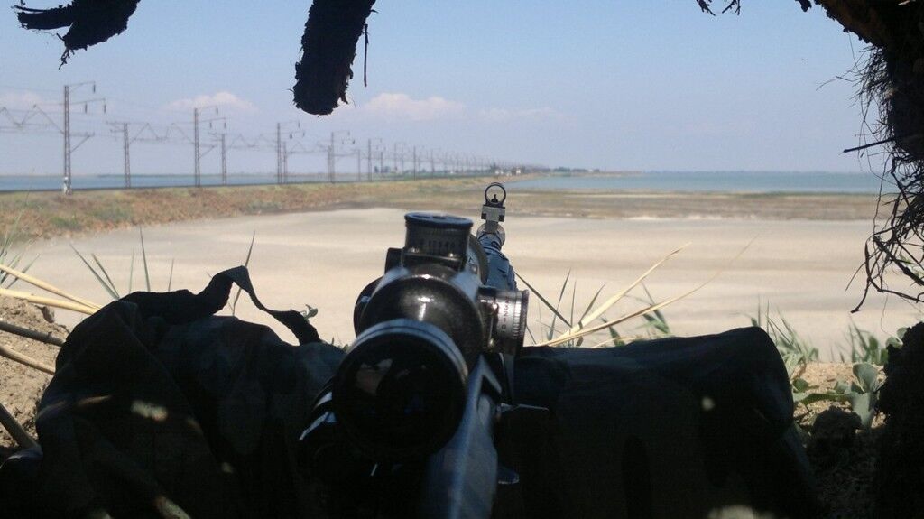 Россия перекинула в оккупированный Крым разведчиков ГРУ: фотофакт