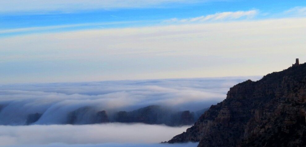 Удивительное природное явление "засекли" в знаменитом Гранд-Каньоне: опубликованы фото и видео