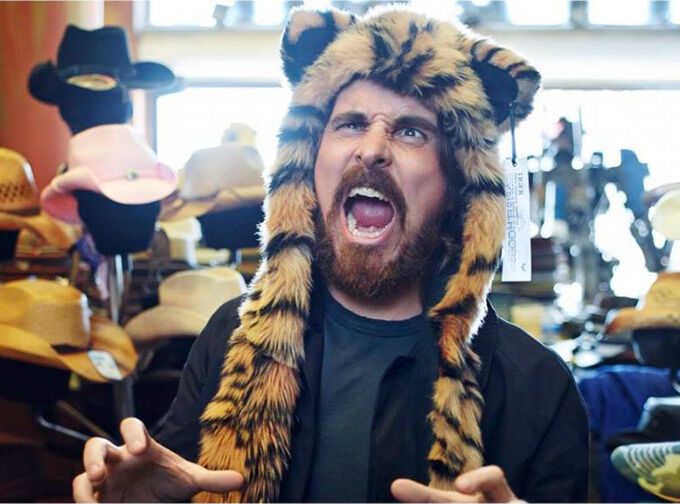 Таким Кристиана Бэйла вы точно не видели