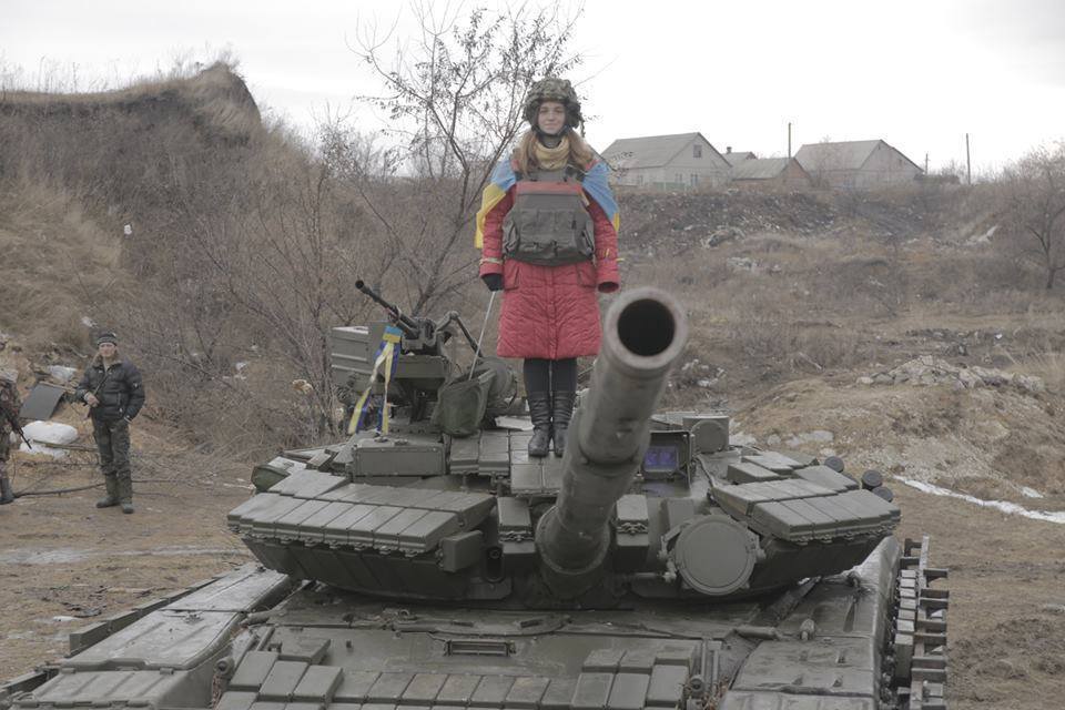Бійці АТО розповіли, як дівчинка Євдокія стала танком: фото патріотки