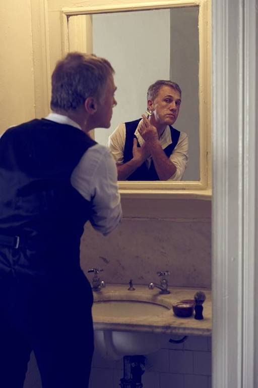 Новый злодей "бондианы" во всей красе