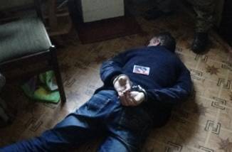 СБУ задержала "Монаха", поставлявшего оружие террористам: опубликованы фото