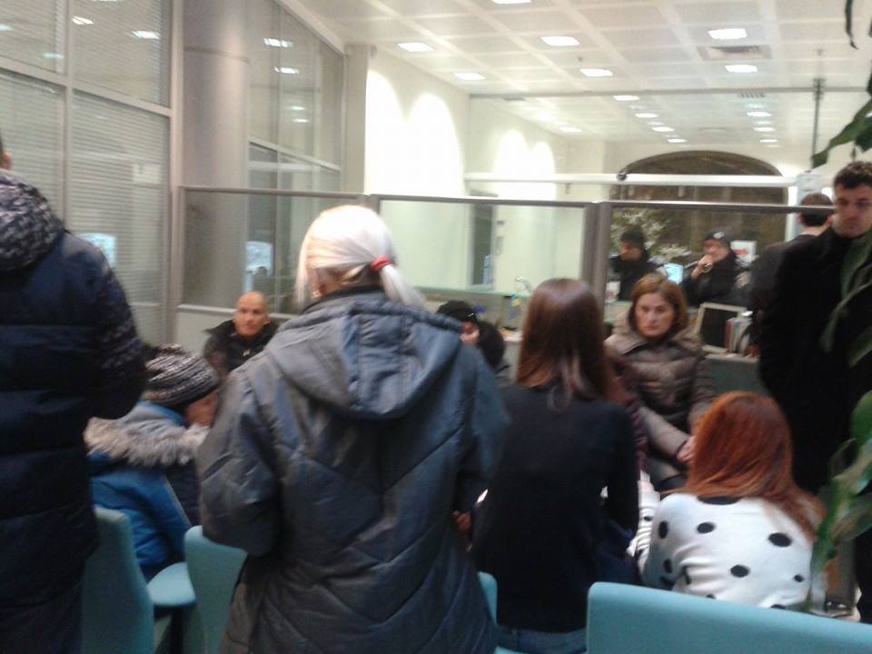 Возмущенные киевляне захватили отделение банка: милиция не зафиксировала нарушений