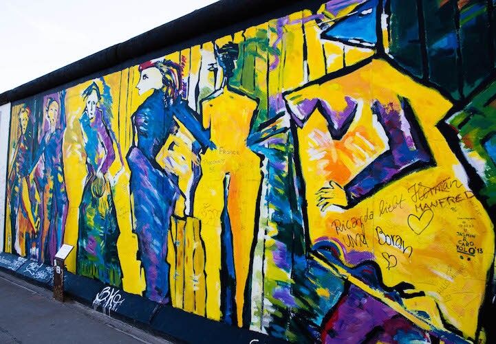 20 исторических рисунков, которые сохранились на Берлинской стене 