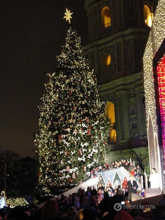 Как в Киеве зажигали главную новогоднюю елку страны: фото с праздника