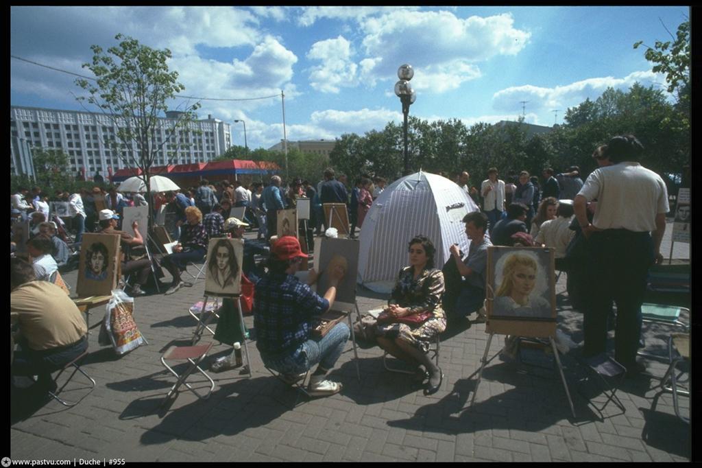 Первый Майдан был в Москве в 1990 году