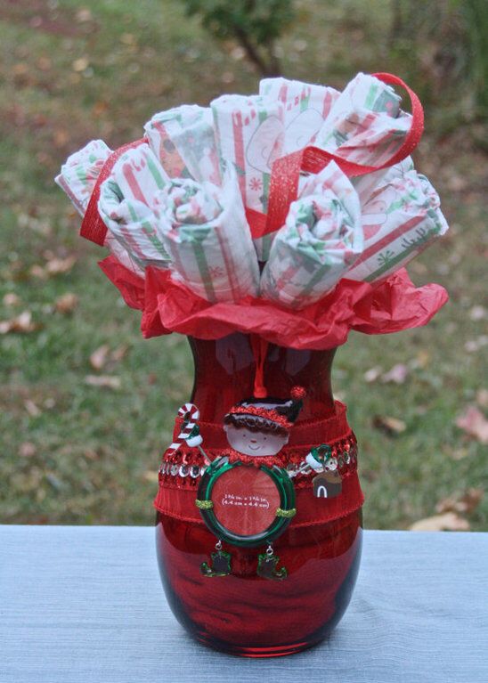 Лучшие идеи для новогодних подарков, которые можно сделать из детских подгузников