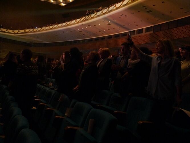 В Киеве с аншлагом прошел концерт Тины Кароль: зрители не могли сдержать слез