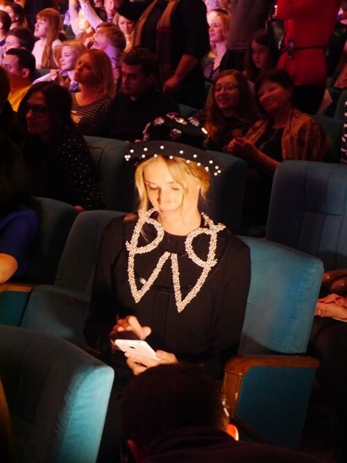 В Киеве с аншлагом прошел концерт Тины Кароль: зрители не могли сдержать слез