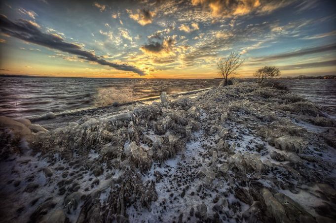Ледяная сказка: фото неземных пейзажей  Канады после шторма