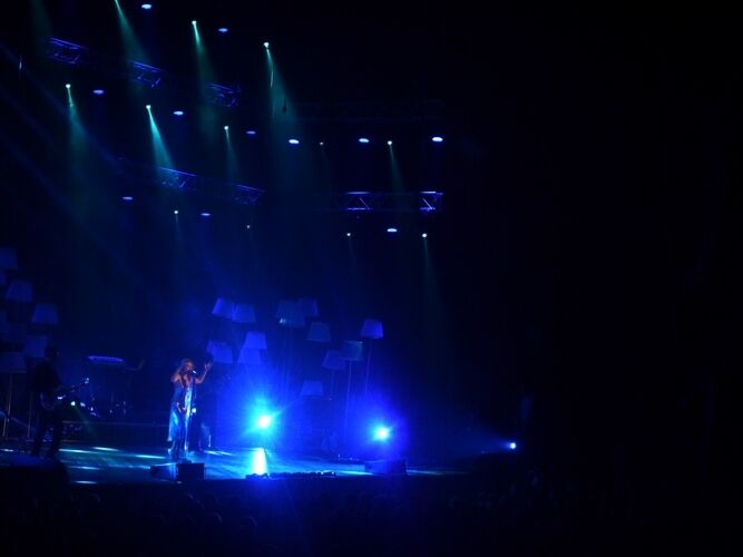 В Киеве с аншлагом прошел концерт Тины Кароль: зрители не могли сдержать слез