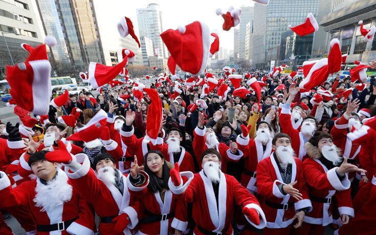 Мир отмечает католическое Рождество: фотографии из 20 стран