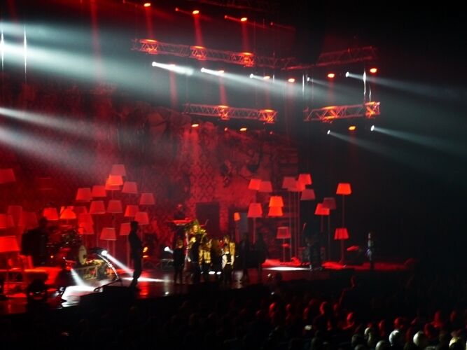 В Киеве с аншлагом прошел концерт Тины Кароль: зрители не могли сдержать слез