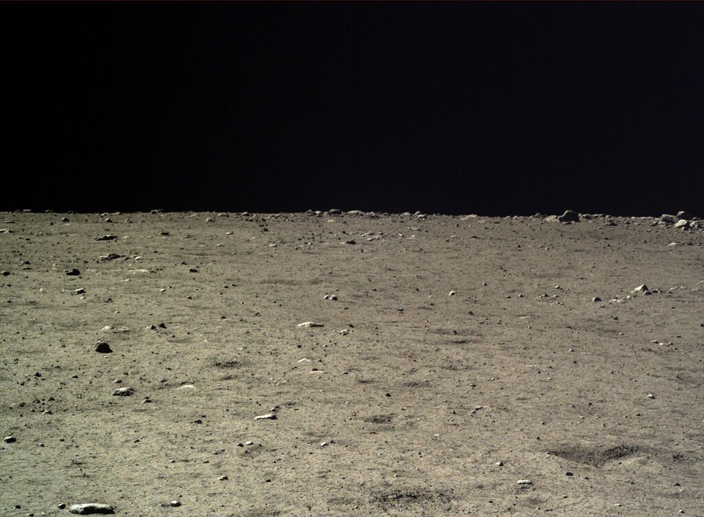 Опубліковані нові фото "Нефритового кролика" з Місяця