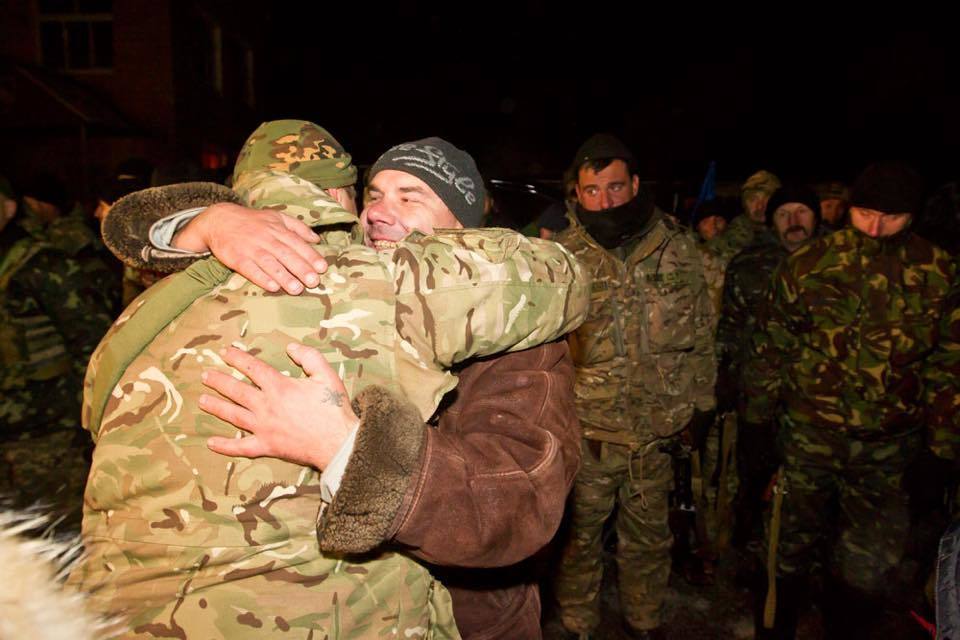 Как Кличко встречал из зоны АТО бойцов батальона "Киев": опубликованы фотографии