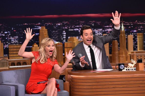 Риз Уизерспун дико весело 