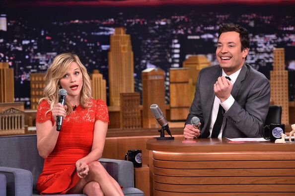 Риз Уизерспун дико весело 