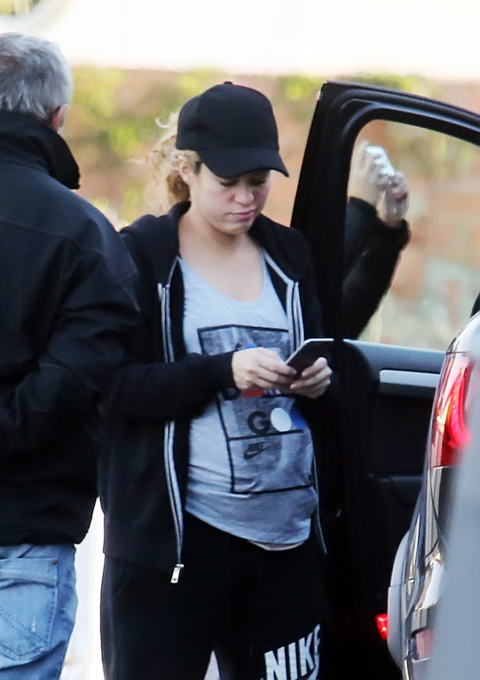 Беременная Шакира не отказывается от высоких каблуков