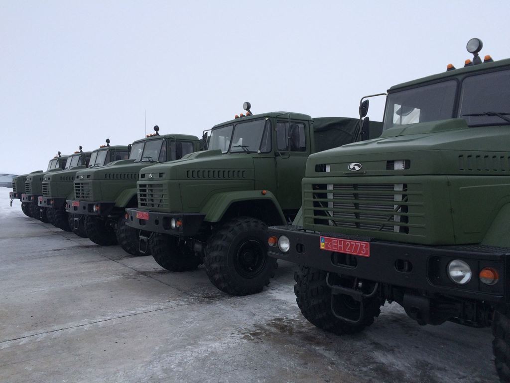 В сети появились уникальные фото новейшей техники, переданной бойцам АТО