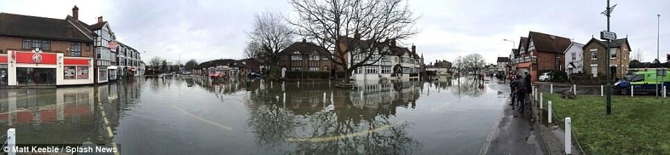 Южная Англия уходит под воду