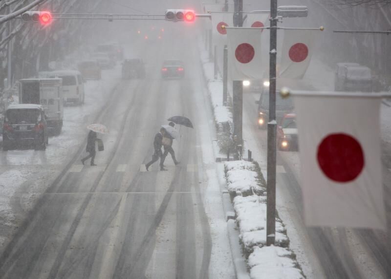 У Японії через снігопади загинуло вже 11 осіб