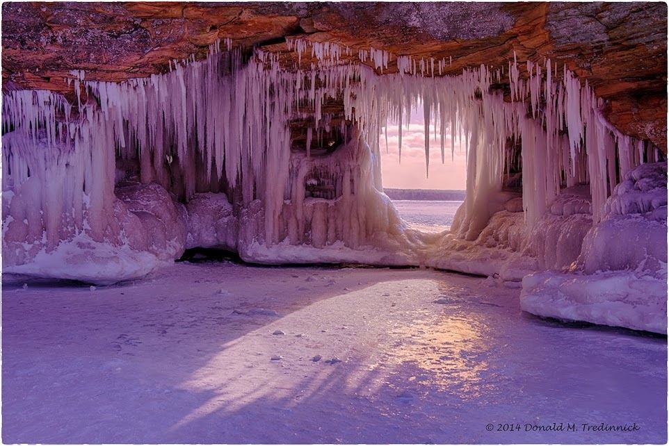 Замерзшие пещеры Апосл-Айлендс