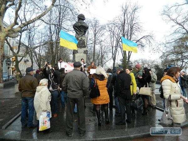 В Одессе евромайдановцы устроили "штурм" здания горсовета