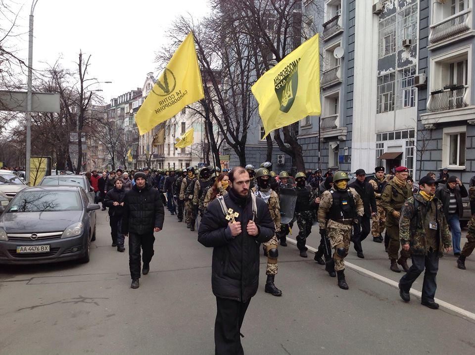 Самооборона вимагає закрити справи про незаконні військових формуваннях