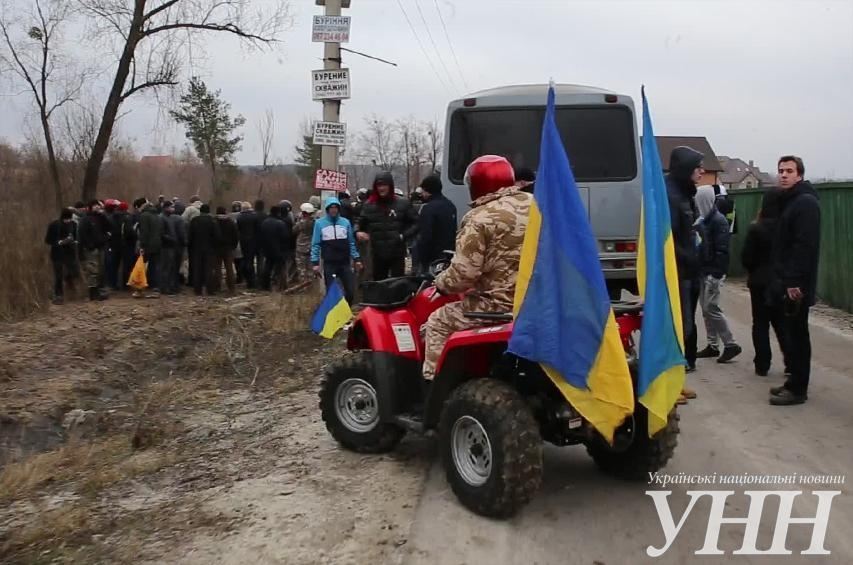 Селяни не пустили Автомайдан до Пшонки