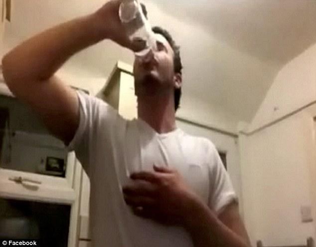 От алкогольной онлайн игры умер еще один британец