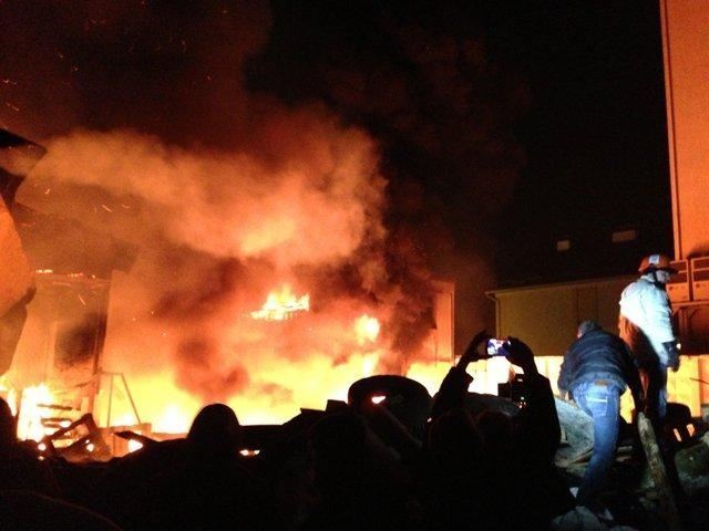 Во Львове сгорела половина военной части
