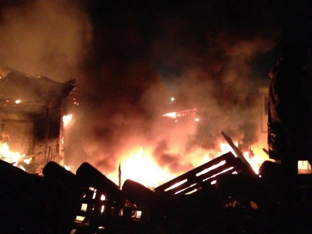 У Львові згоріла половина військової частини