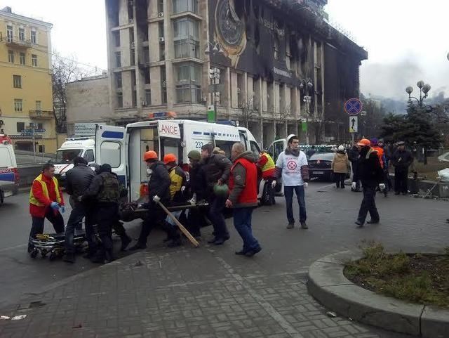Стрельба на Майдане: возле отеля "Козацький" восемь трупов