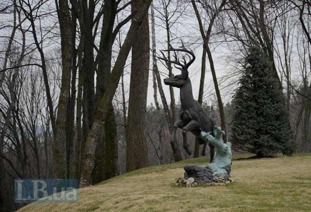 Янукович залишив Межигір'я похапцем