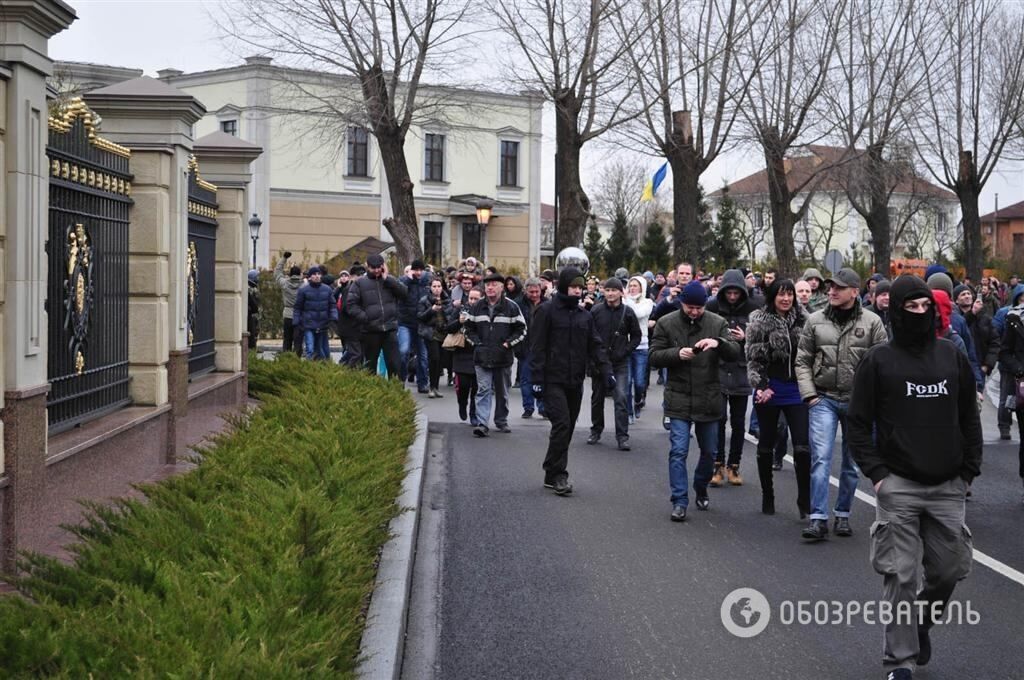 День відкритих дверей у покинутому Межигір'ї. Фоторепортаж